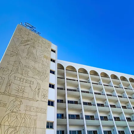 アヤックス 4* リマソール